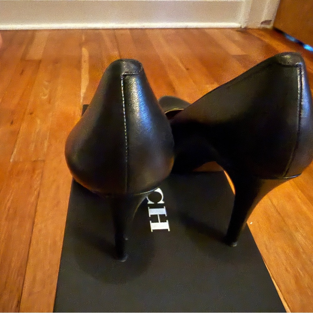 Coach Addie 90 Black Leather Heels size 8 EXCELLENT - Picture 4 of 6